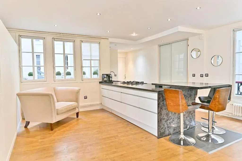 Prestigieux Et Lumineux De 150m2 - Ii Apartman