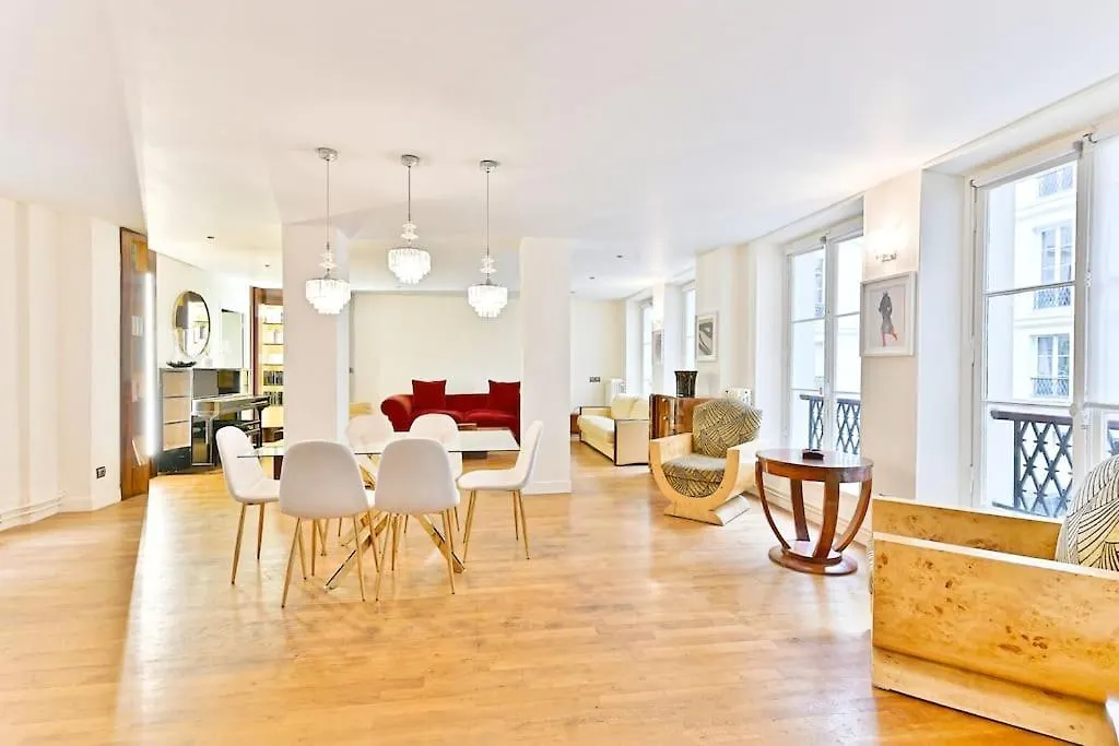 Apartman Prestigieux Et Lumineux De 150m2 - Ii