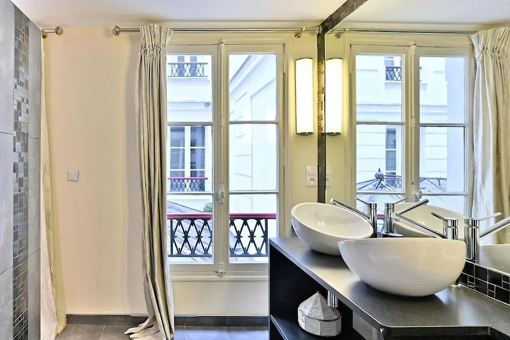 Prestigieux Et Lumineux De 150m2 - Ii Apartment